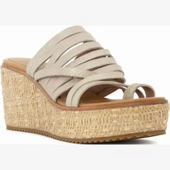 NWT Donald Pliner Ithacaqa Metallic Suede Wedge Sandal Size 8.5 - Picture 9 of 9